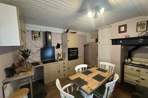 Lon Y Grisiau, Pentir, Gwynedd, LL57 3 bed cottage for sale