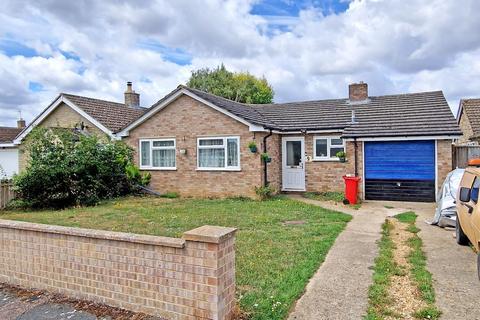 Ashdene Road, Bicester 3 bed detached bungalow for sale