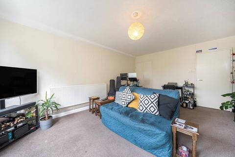 Kett Gardens, Brixton, London, SW2 1 bed flat for sale