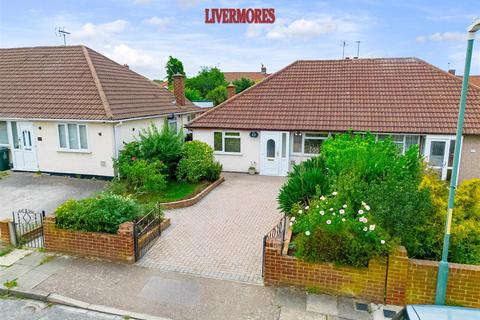 Brentfield Road, Dartford 2 bed semi