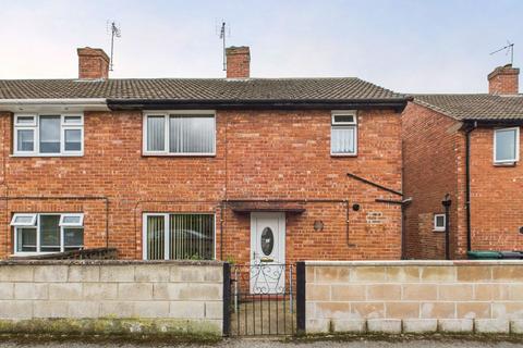 Foxwood Grove, Calverton, Nottingham 3 bed semi