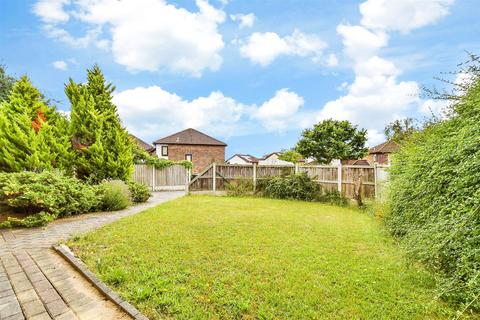 Angel Close, Basildon, Essex 2 bed semi