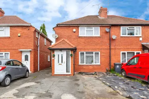 Surrey Avenue, Slough, SL2 1DS 3 bed semi