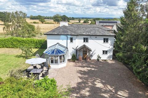 Hollyhurst Road, Wrenbury, CW5 4 bed semi