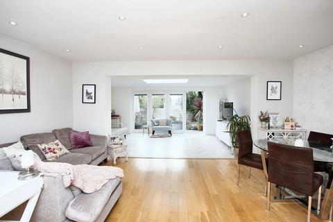 Clos Y Carlwm, Cardiff CF14 2 bed end of terrace house for sale
