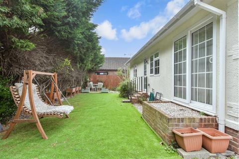 Faversham Road, Seasalter... 2 bed park home for sale