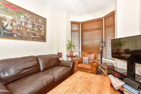 Lyndhurst Road, Portsmouth, Hampshire 3 bed terraced house for sale