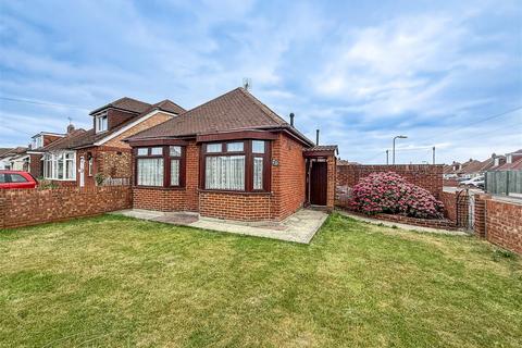 Bayly Avenue, Portchester, 2 bed detached house for sale