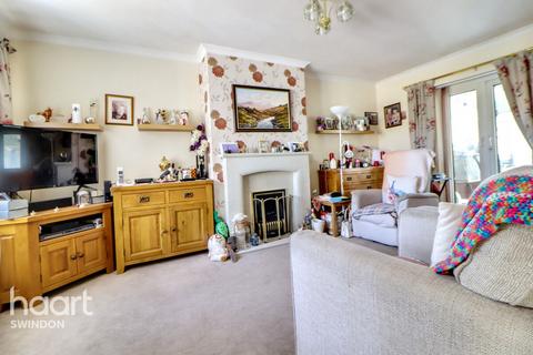 Severn Avenue, Swindon 2 bed semi