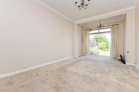 Blackfen Road, Sidcup DA15 3 bed semi