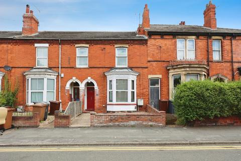 West Parade, Lincoln, Lincolnshire, LN1 4 bed terraced house for sale