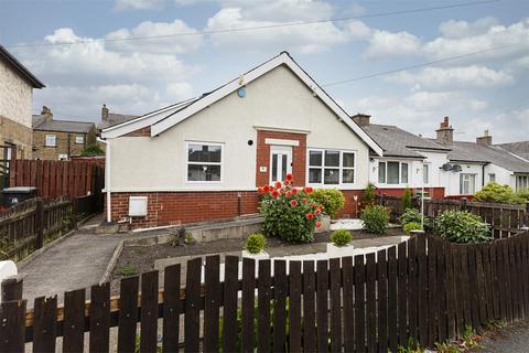 Dalmeny Avenue, Huddersfield 2 bed terraced house for sale