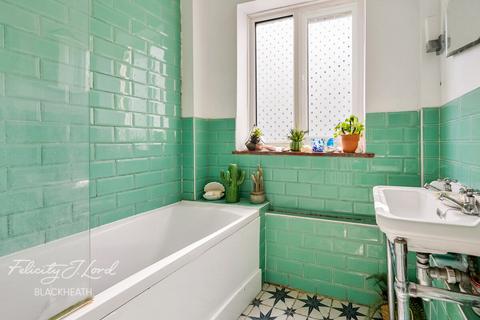 Kinveachy Gardens, London 3 bed semi