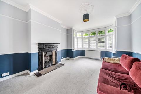 Wood Lodge Lane, West Wickham, BR4 3 bed semi