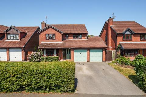 Sutton Passeys Crescent, Nottingham NG8 4 bed detached house for sale