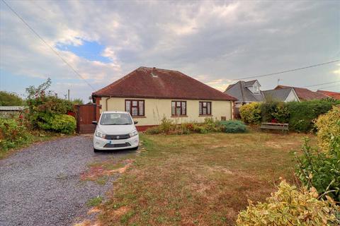 Little Clacton CO16 3 bed bungalow for sale