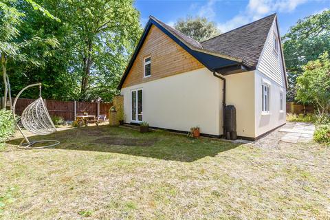 Bullockstone Road, Herne Bay, Kent 2 bed chalet for sale