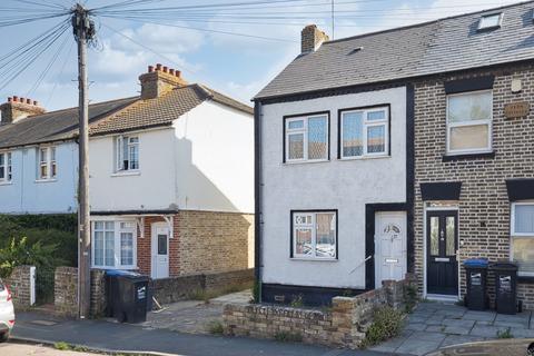 Northdown Road, Broadstairs, Kent, CT10 2 bed end of terrace house for sale