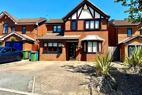 Harrop Fold, Oldham 3 bed detached house for sale