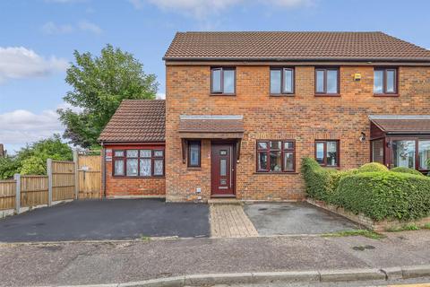 Queen Street, Warley, Brentwood 3 bed semi