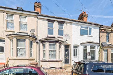 St. Marys Road, Gillingham ME7 4 bed terraced house for sale