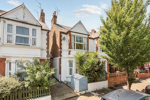 Florence Road, London 2 bed maisonette for sale