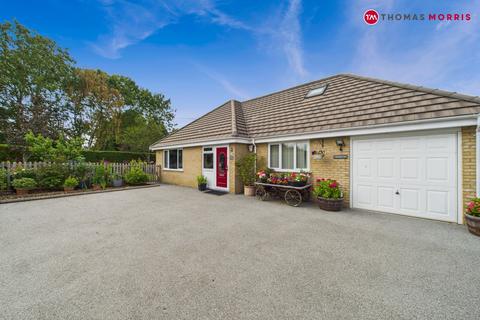 Old Church Lane, Huntingdon PE28 5 bed detached house for sale