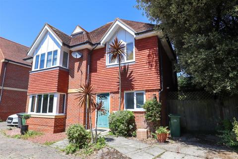 Buchanan Gardens, St. Leonards