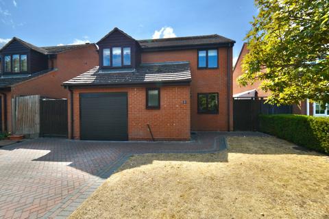 Cherry Close, Offenham, WR11 8SQ 4 bed detached house for sale