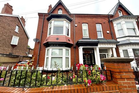 Park Road, Hartlepool 6 bed semi