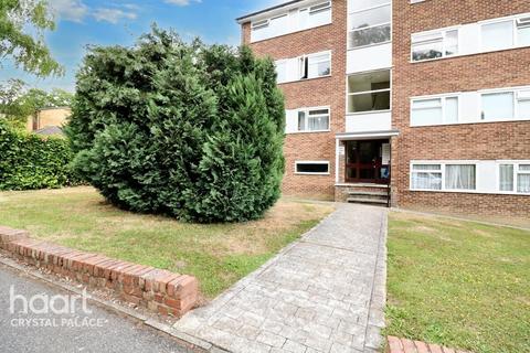 Auckland Road, London 1 bed flat for sale