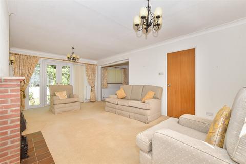 Beacon Walk, Tenterden, Kent 3 bed link detached house for sale