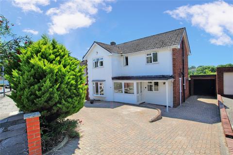 Lakeside Drive, Lakeside, Cardiff, CF23 3 bed detached house for sale