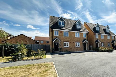 Foxglove Way, Hambleton, Selby 3 bed semi