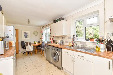 Harries Road, Tunbridge Wells, Kent 3 bed semi
