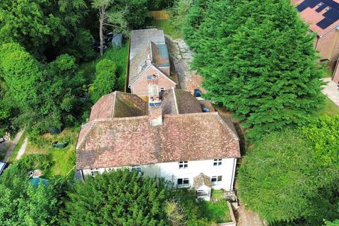High Street, Burbage, Marlborough... 4 bed semi