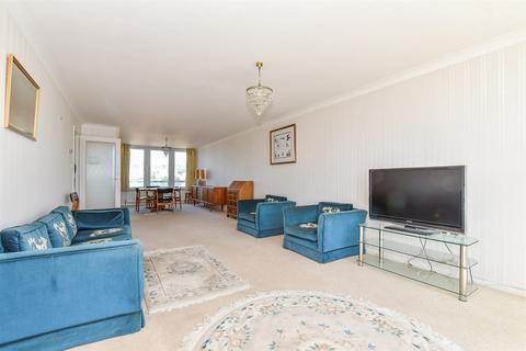 South Road, Hythe, Kent 2 bed apartment for sale
