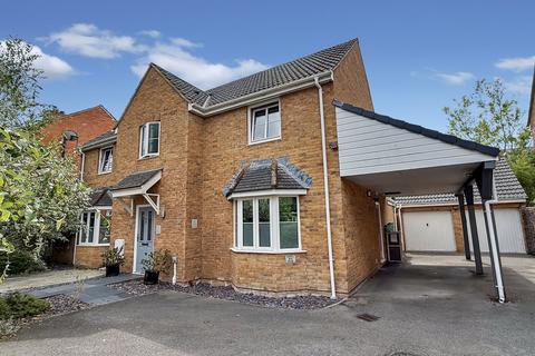 Bashkir Road, Westbury 4 bed detached house for sale