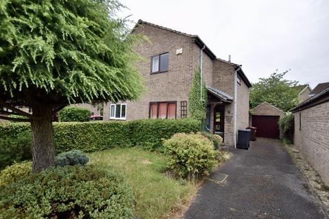 Matthews Drive, WICKERSLEY 2 bed semi