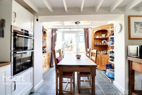 Hunstanton PE36 3 bed detached house for sale