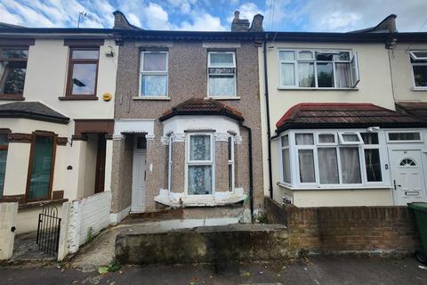 Malvern Road, London 3 bed terraced house for sale