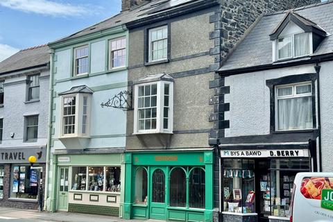 Denbigh Street, Llanrwst 2 bed house for sale