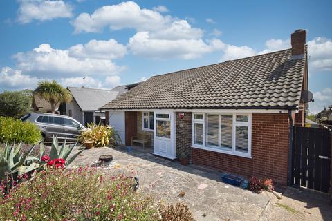 Kings Avenue, Broadstairs, CT10 2 bed bungalow for sale