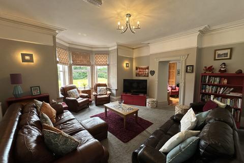 Pwllheli Road, Caernarfon, Gwynedd, LL55 Guest house for sale