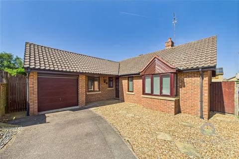 Enfield Close, Northampton NN5 3 bed bungalow for sale