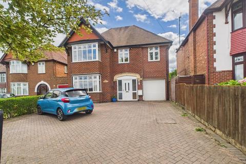 Finlay Road, Gloucester 5 bed property for sale