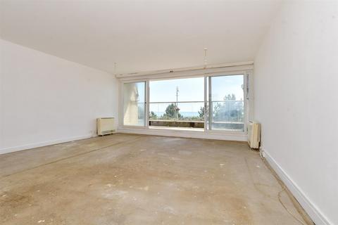 The Leas, Folkestone, Kent 1 bed ground floor flat for sale