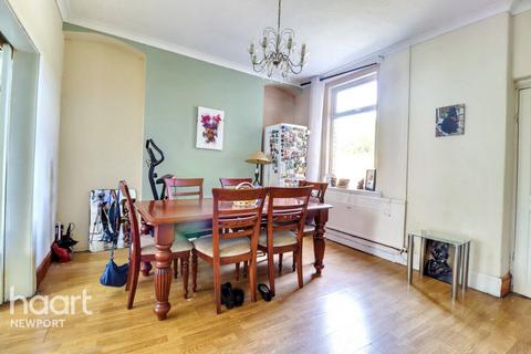 Commercial Street, Newport 2 bed semi