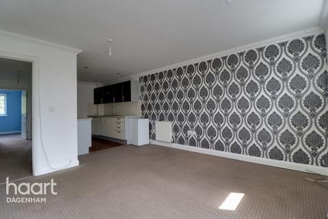 St Mark's Place, Dagenham 2 bed flat for sale