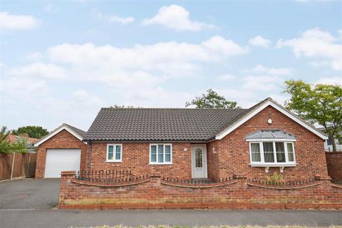 Willbye Avenue, Diss IP22 2 bed detached bungalow for sale